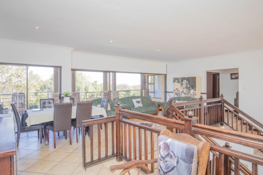 5 Bedroom Property for Sale in Birdwood Estate North West